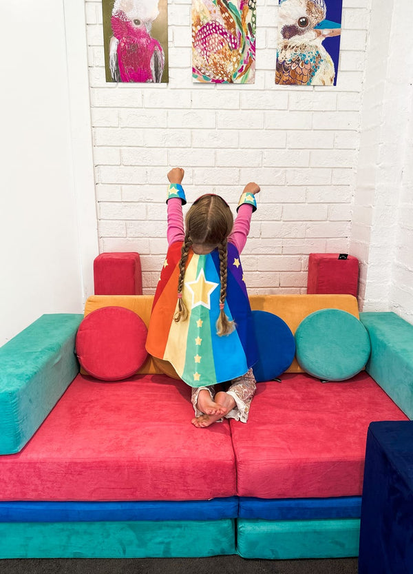 Funsquare Rainbow Hero Cape set