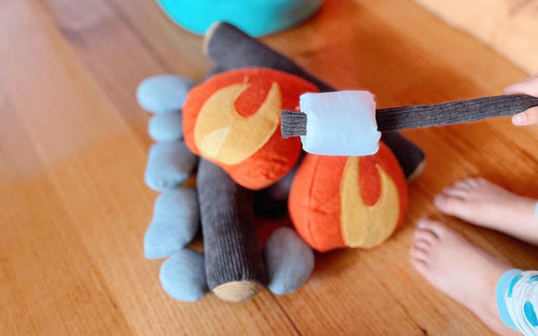 Free Funsquare felt Campfire set